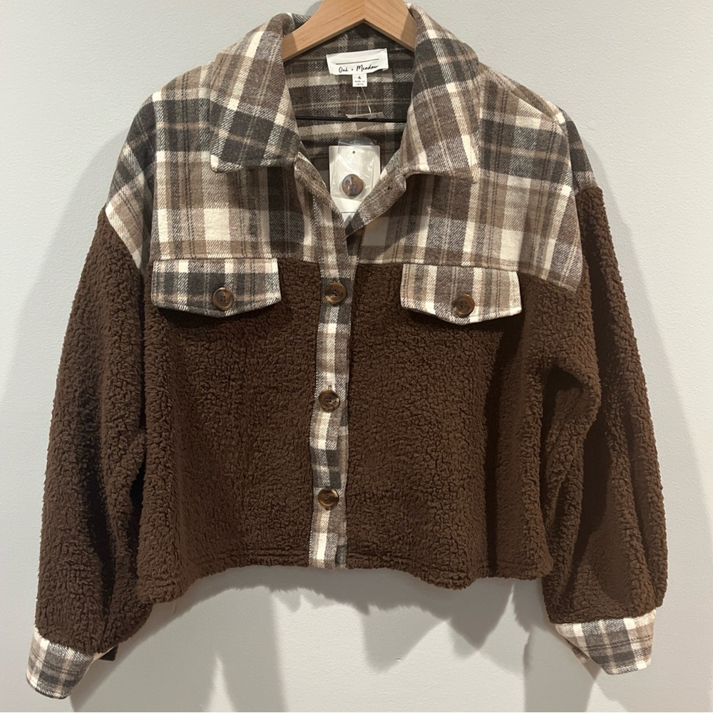 Oak + Meadow Juniors Size L Brown Plaid Teddy bear Fleece Button Crop Shirt‎ NWT